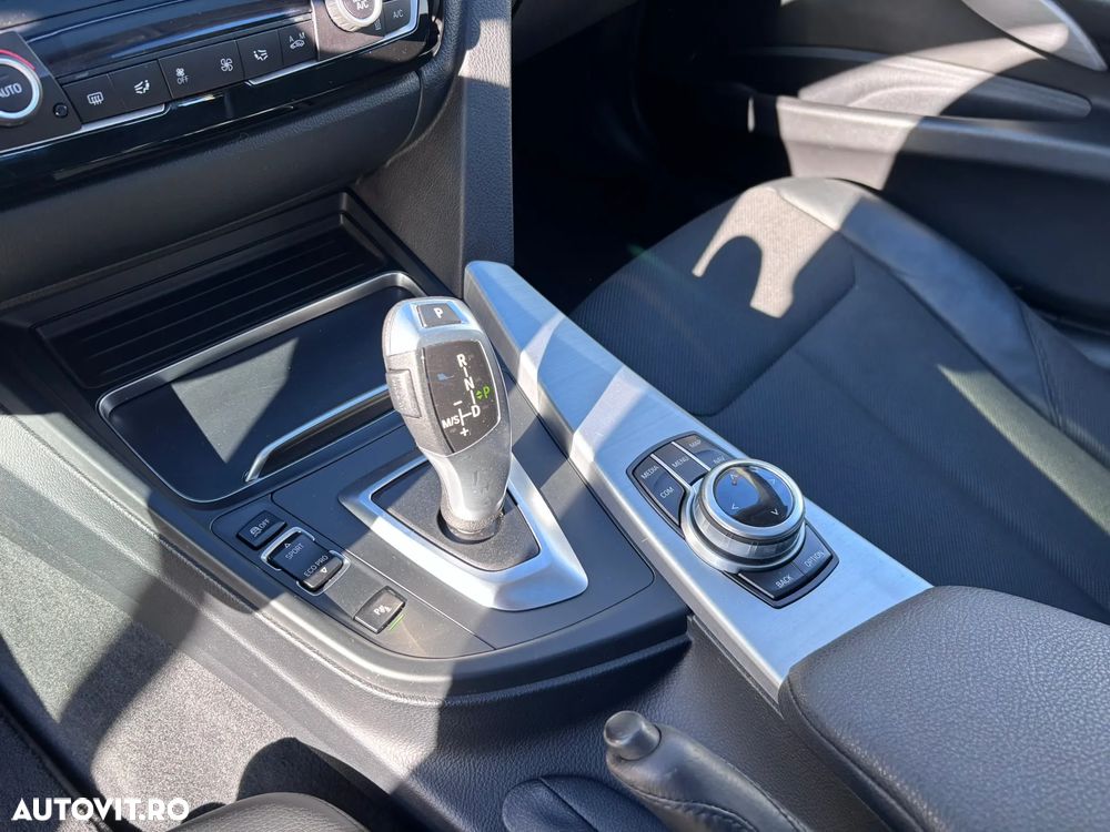 BMW Seria 3 320i Aut. Advantage - 20