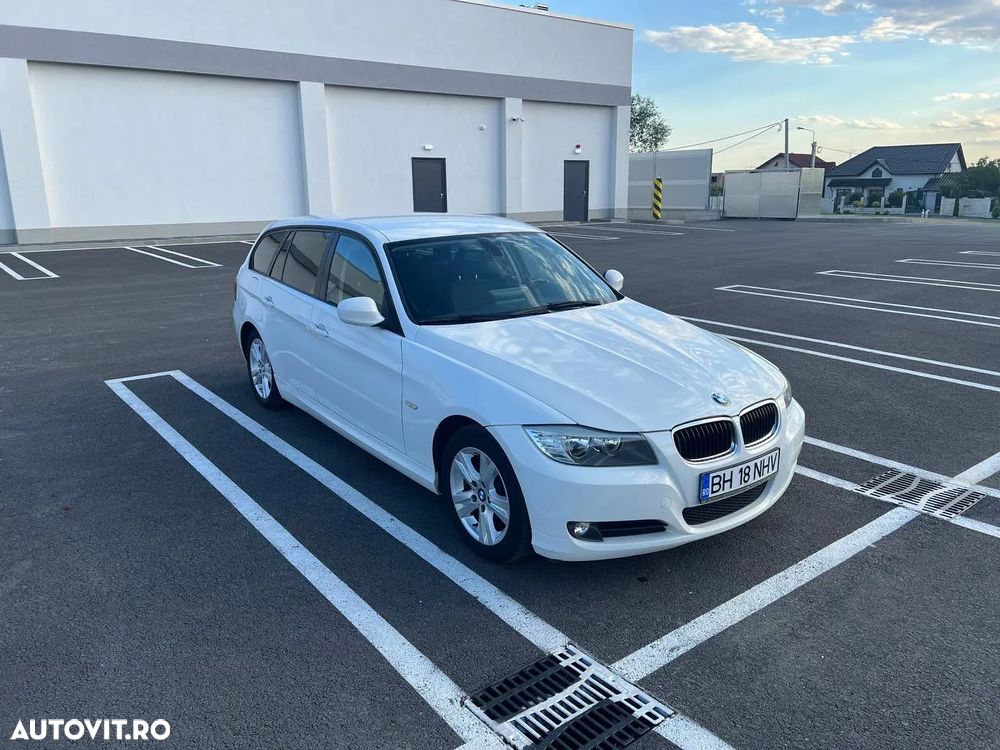 BMW Seria 3 318d - 11
