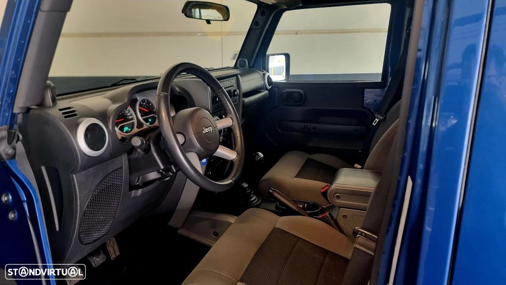 Jeep Wrangler Unlimited 2.8 CRD MTX Sahara - 11