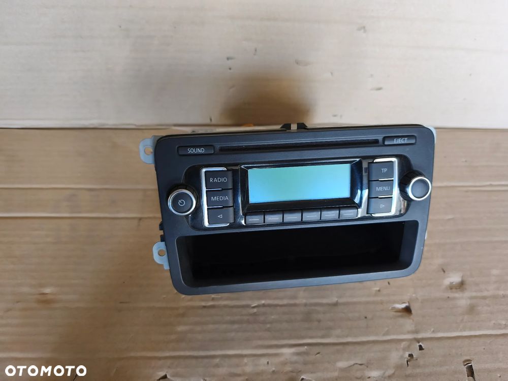 RADIO CZYTNIK 5K0035156 VOLKSWAGEN GOLF CADDY - 1