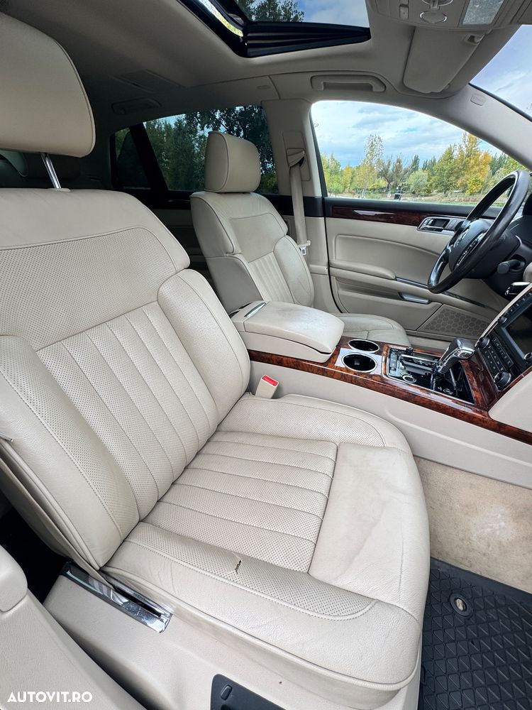 Volkswagen Phaeton - 9