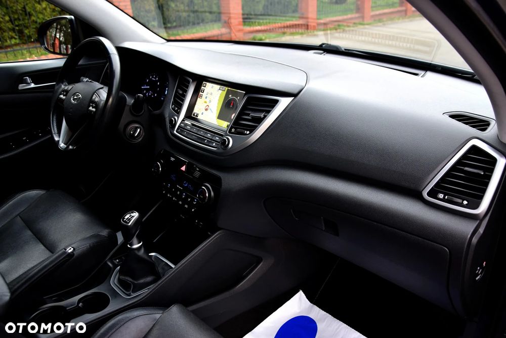 Hyundai Tucson 1.6 GDI BlueDrive Comfort 2WD - 19