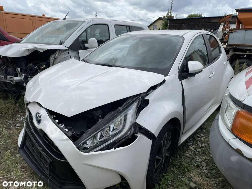 Toyota Yaris - 5