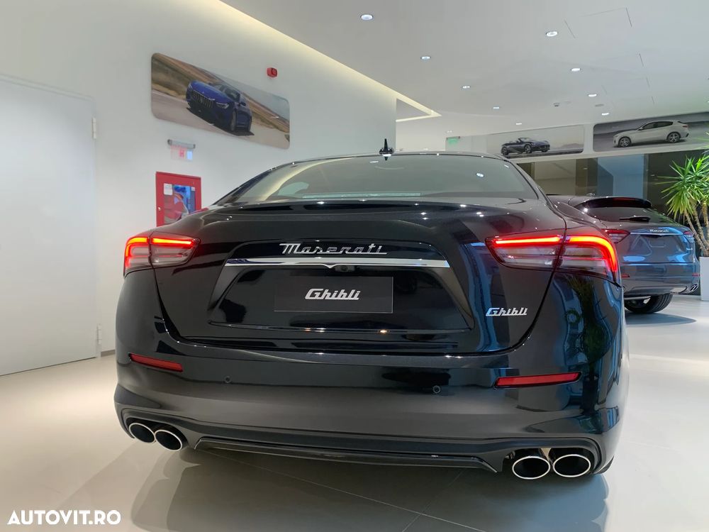 Maserati Ghibli - 3