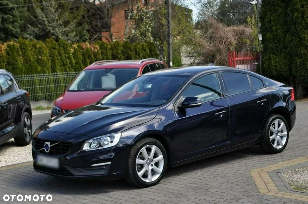 Volvo S60 D4 Drive-E Dynamic Edition (Kinetic) - 2