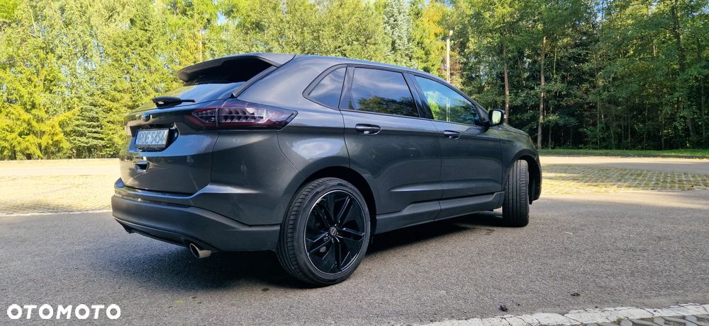Ford Edge - 4