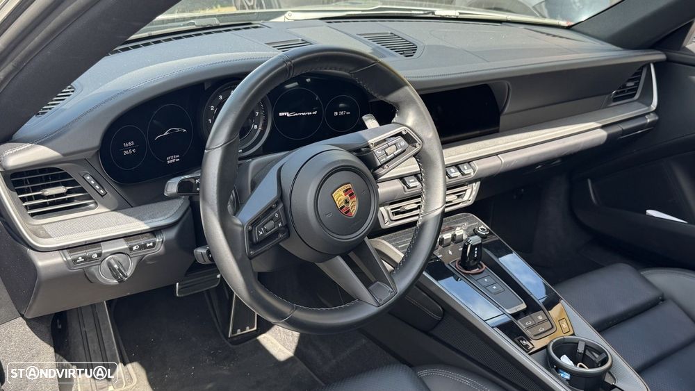 Porsche 911 (992) Carrera PDK - 11