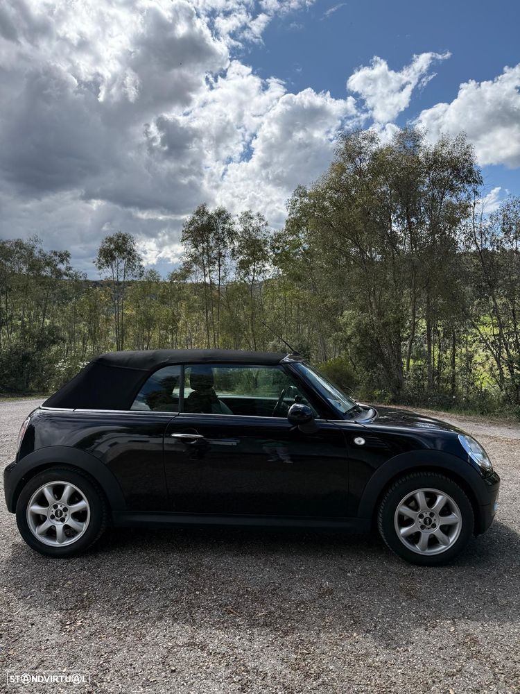MINI Cabrio Cooper - 11