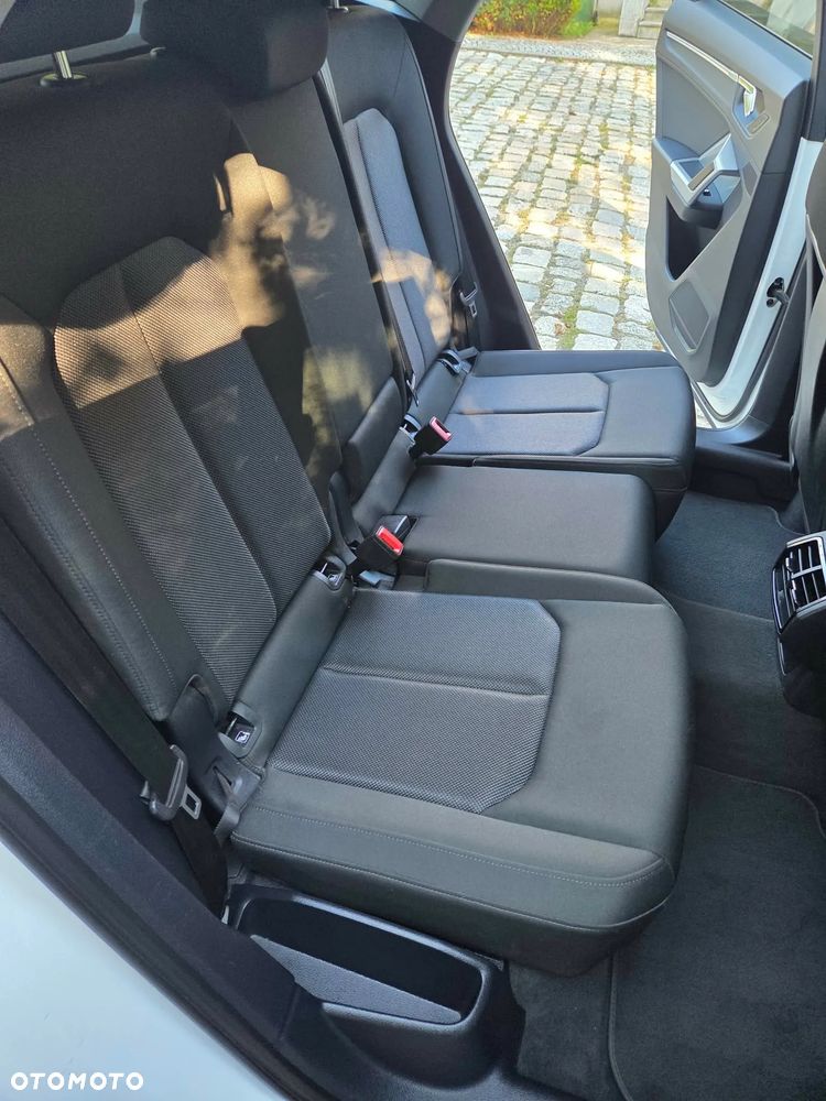 Audi Q3 35 TFSI S tronic - 11