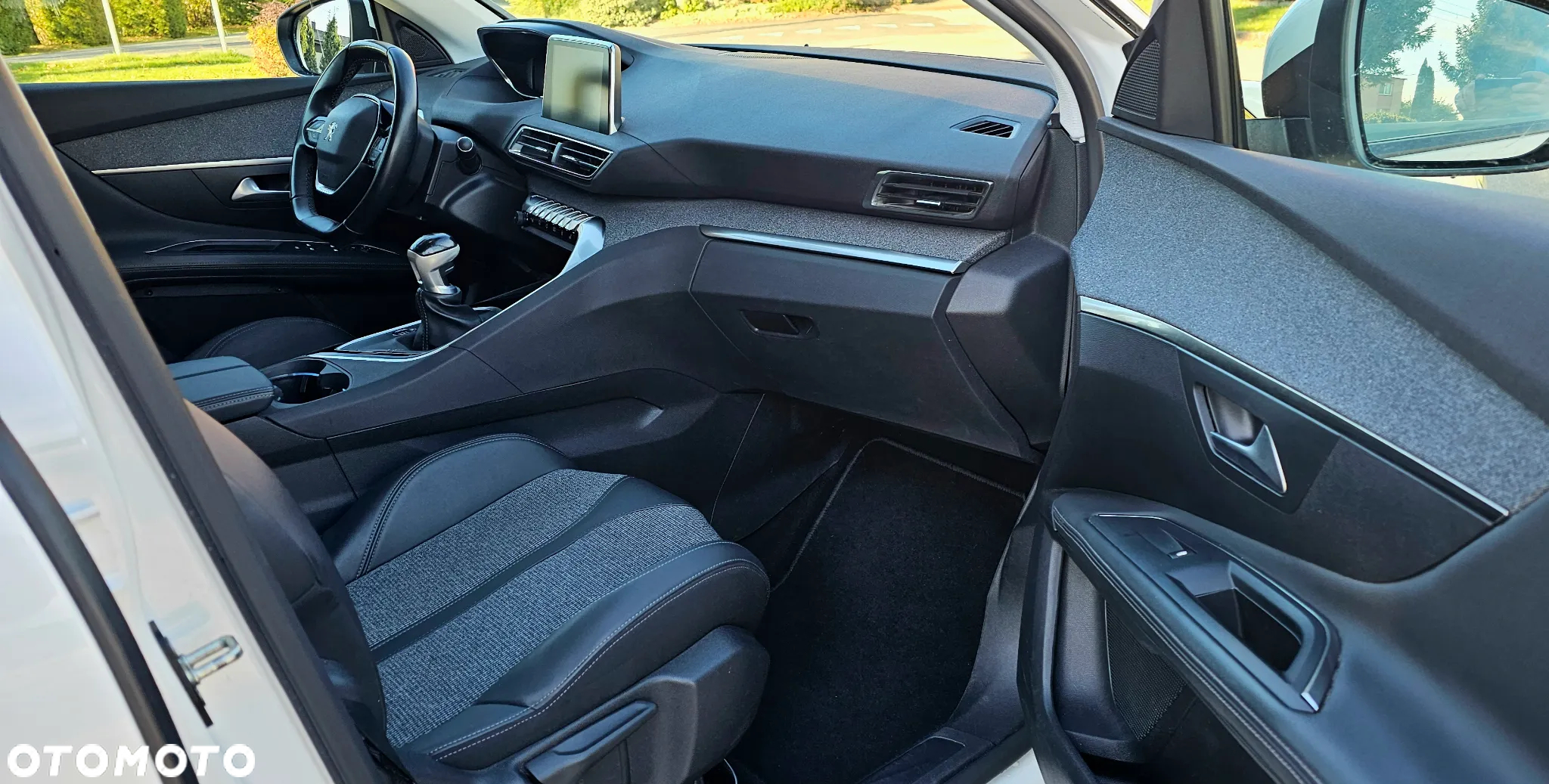 Peugeot 3008 BlueHDi 130 Stop & Start Allure - 17