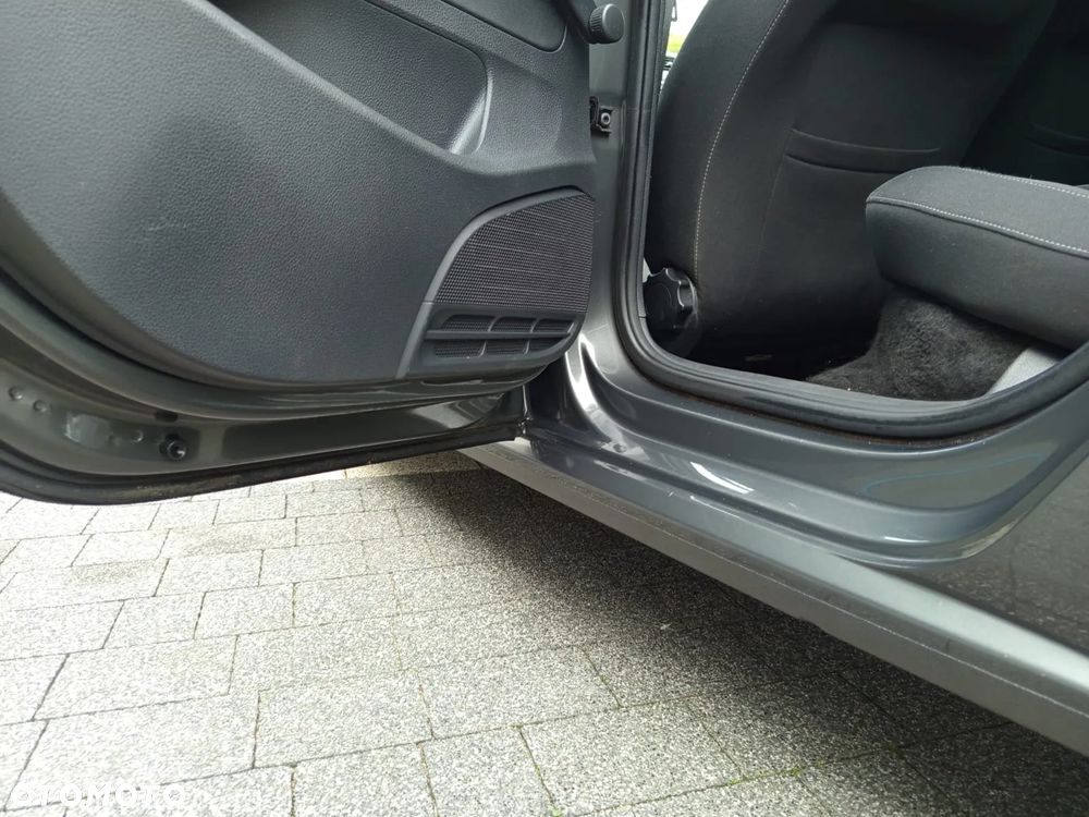 Volkswagen Polo 1.6 TDI Blue Motion Technology Life - 26