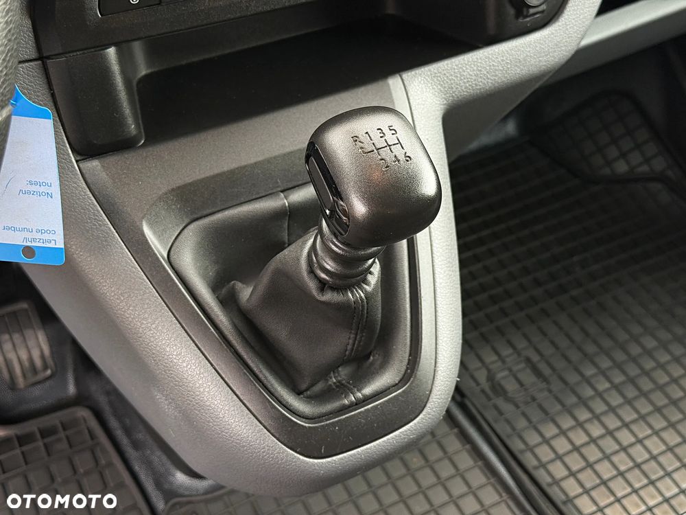 Opel Vivaro - 25