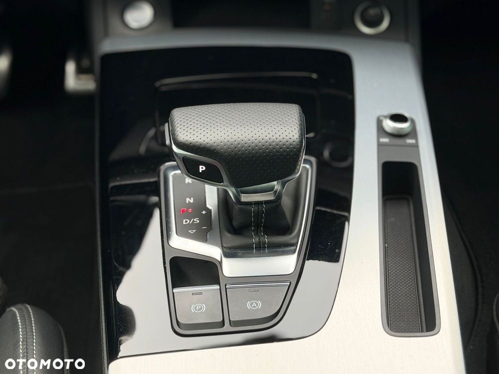 Audi Q5 Sportback - 37