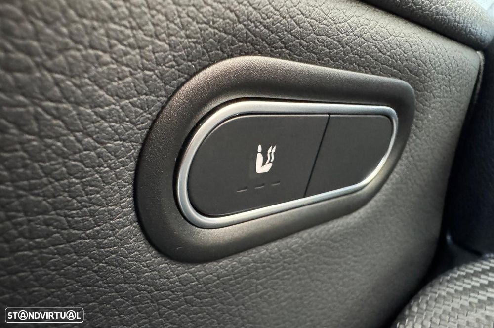 Mercedes-Benz A 200 Standard - 13