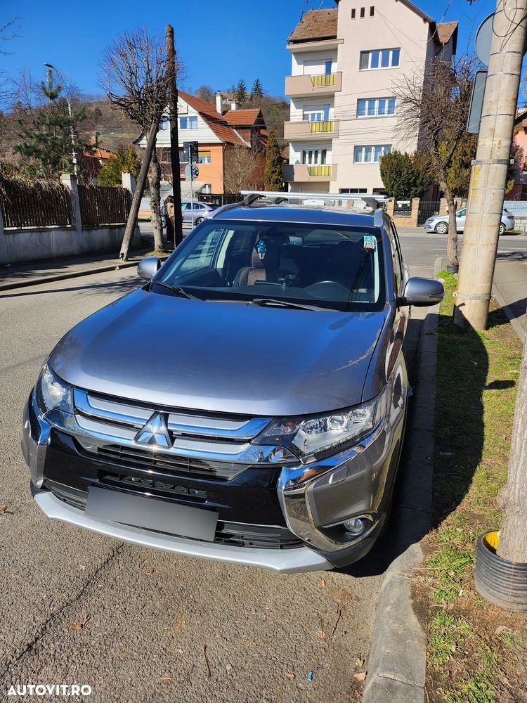 Mitsubishi Outlander ver-2-2-litre-di--d-awd-instyle - 8