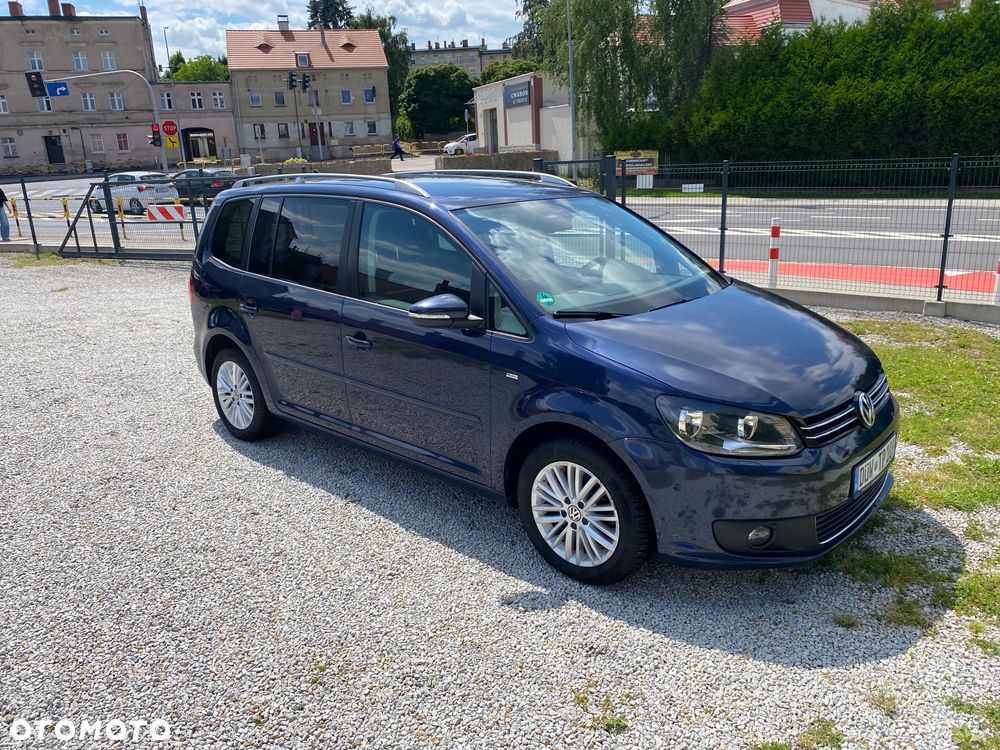 Volkswagen Touran 2.0 TDI DPF BlueMotion Technology Cup - 17