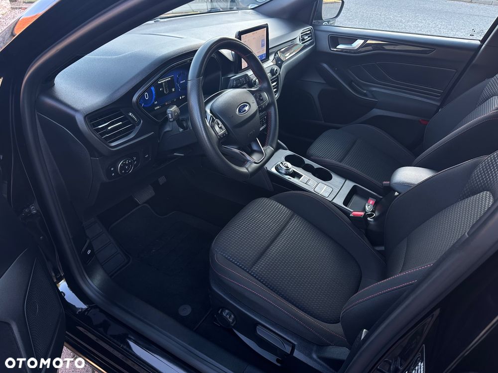 Ford Focus - 37