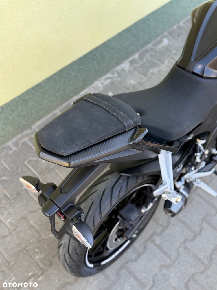 Yamaha MT - 12