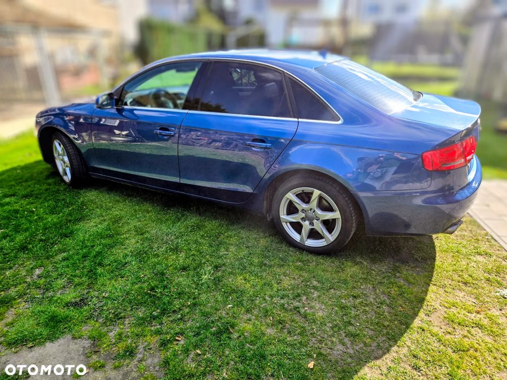 Audi A4 Limousine 2.0 TDI - 8