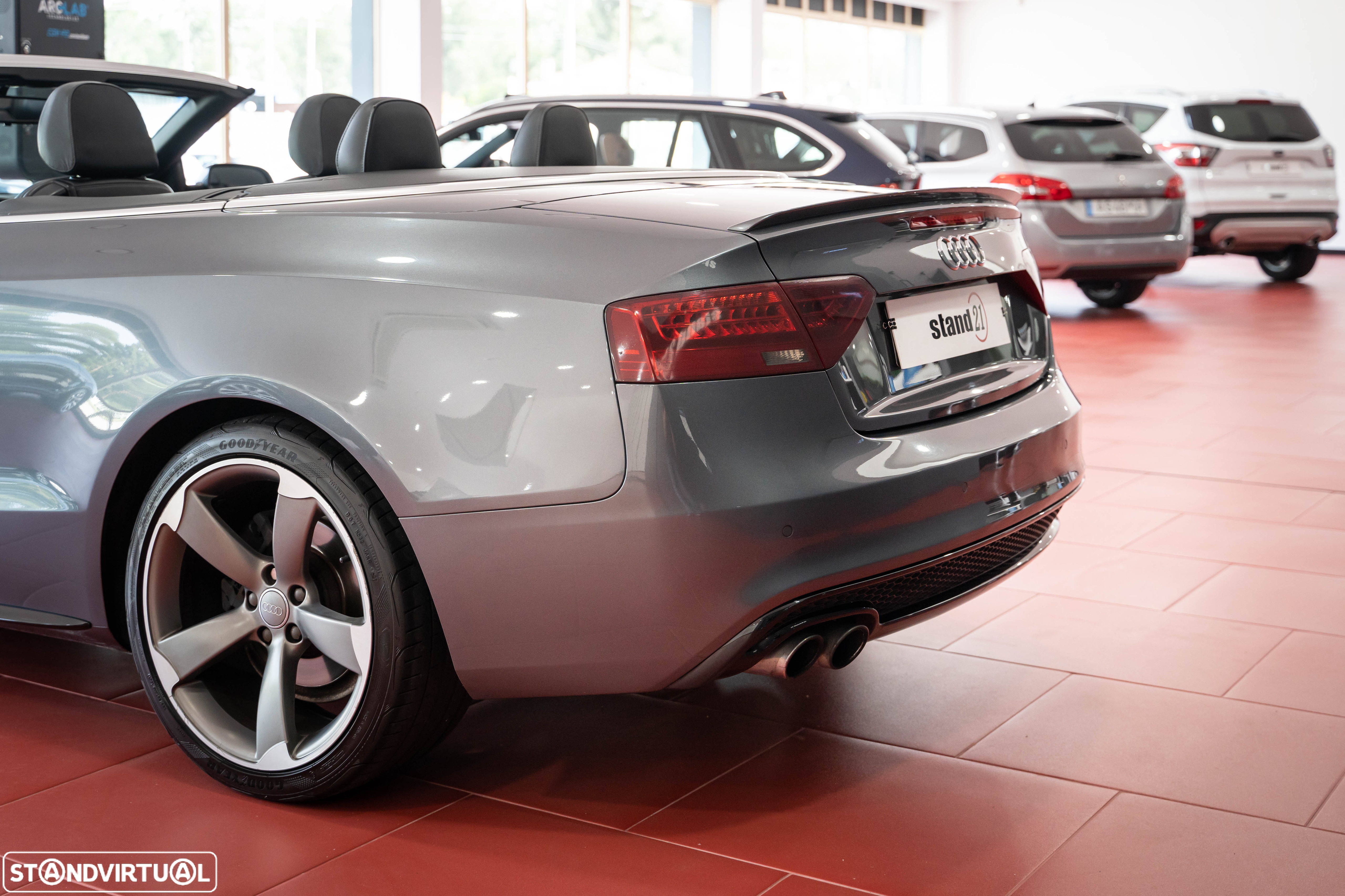 Audi A5 Cabrio 2.0 TDi S-line - 23