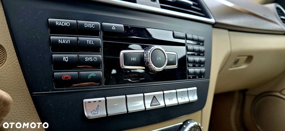 Mercedes-Benz Klasa C 250 CDI BlueEff Elegance 4-Matic - 22