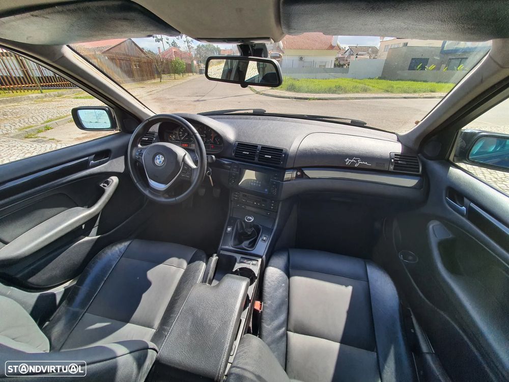 BMW 320 d Touring - 10