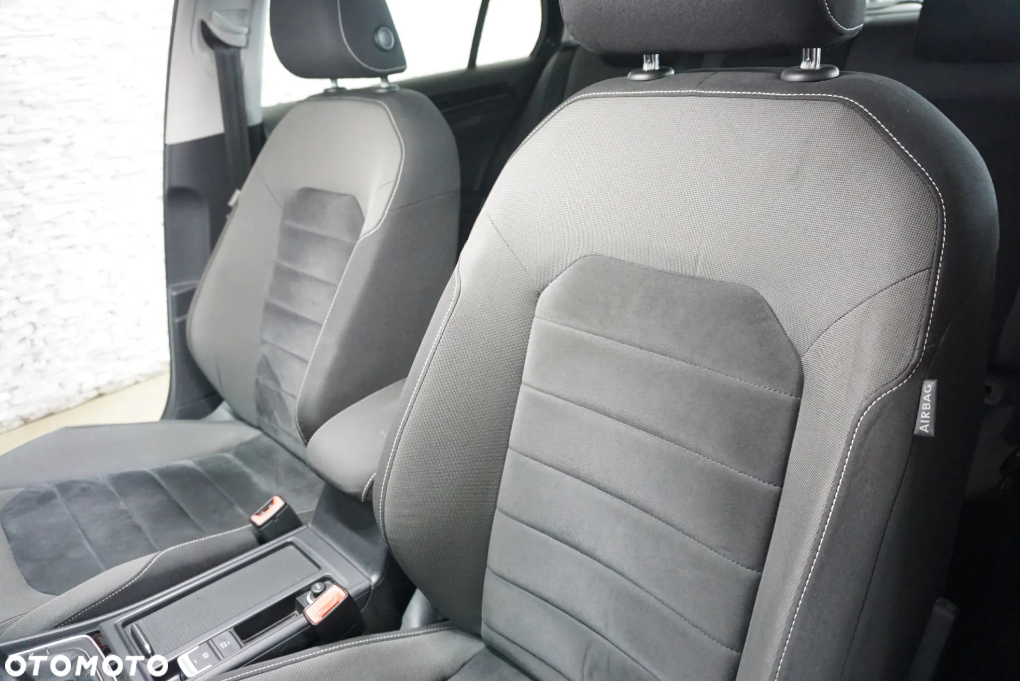 Volkswagen Golf VII 1.4 TSI BMT Highline - 19