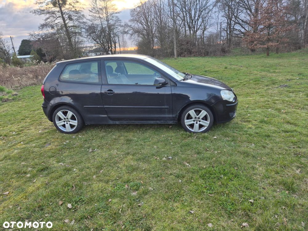 Volkswagen Polo - 4