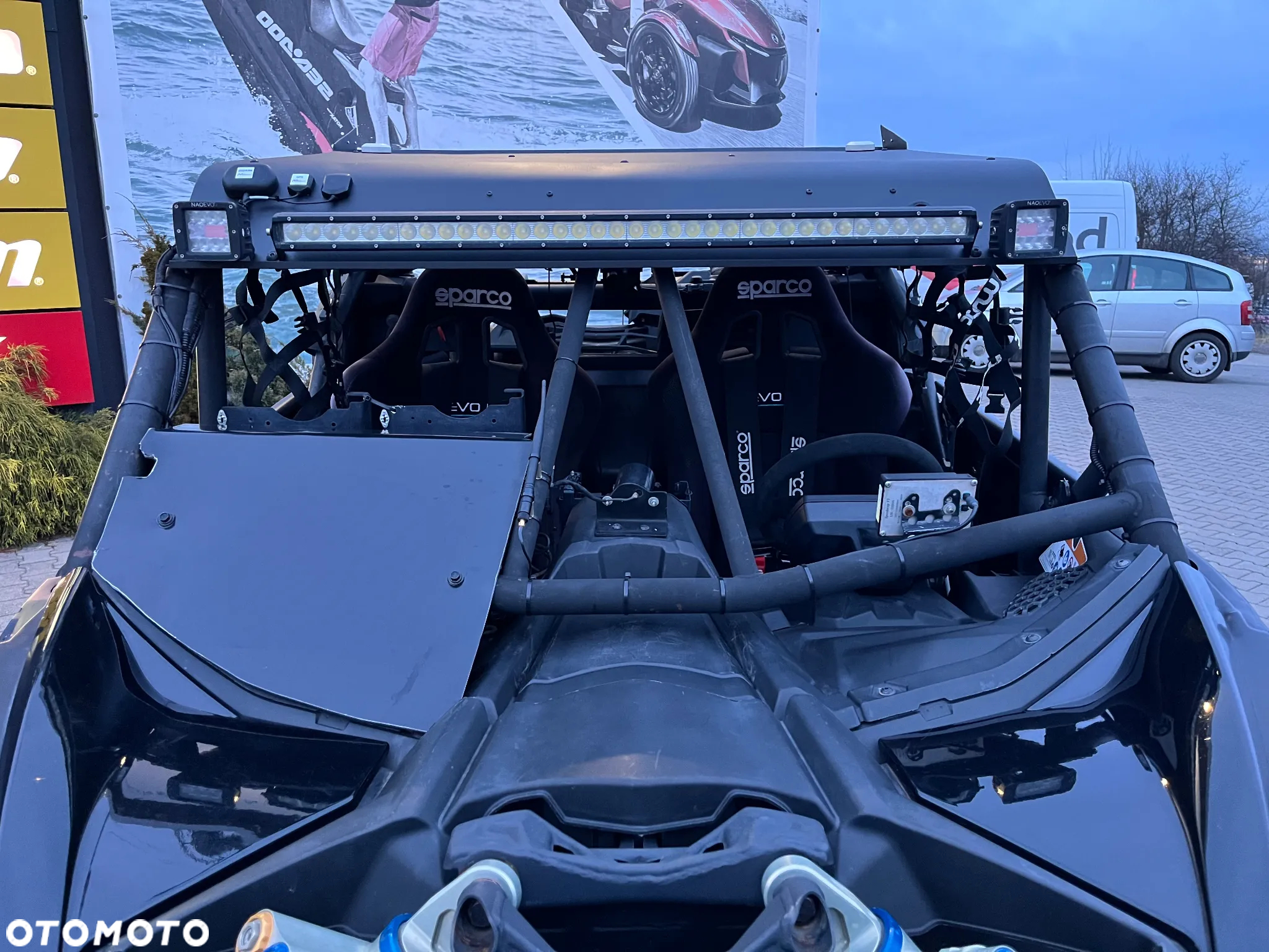 Can-Am Maverick - 11