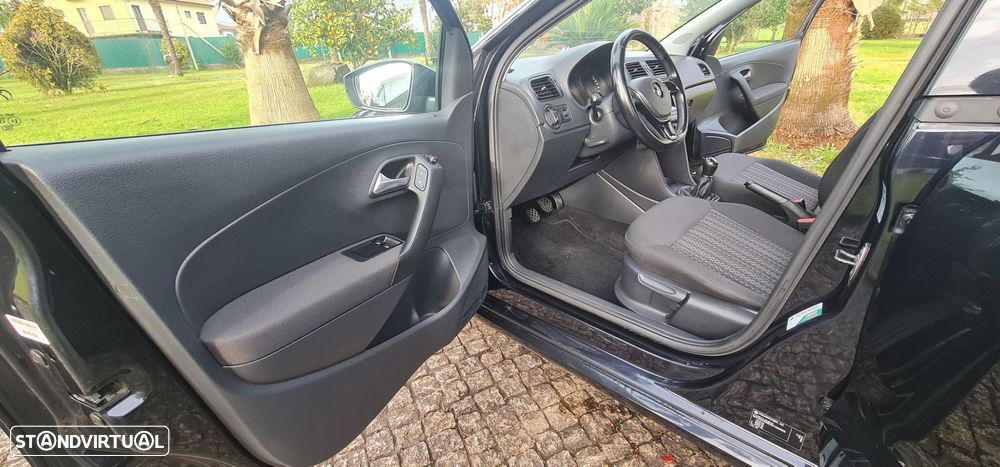 VW Polo 1.0 Confortline - 23