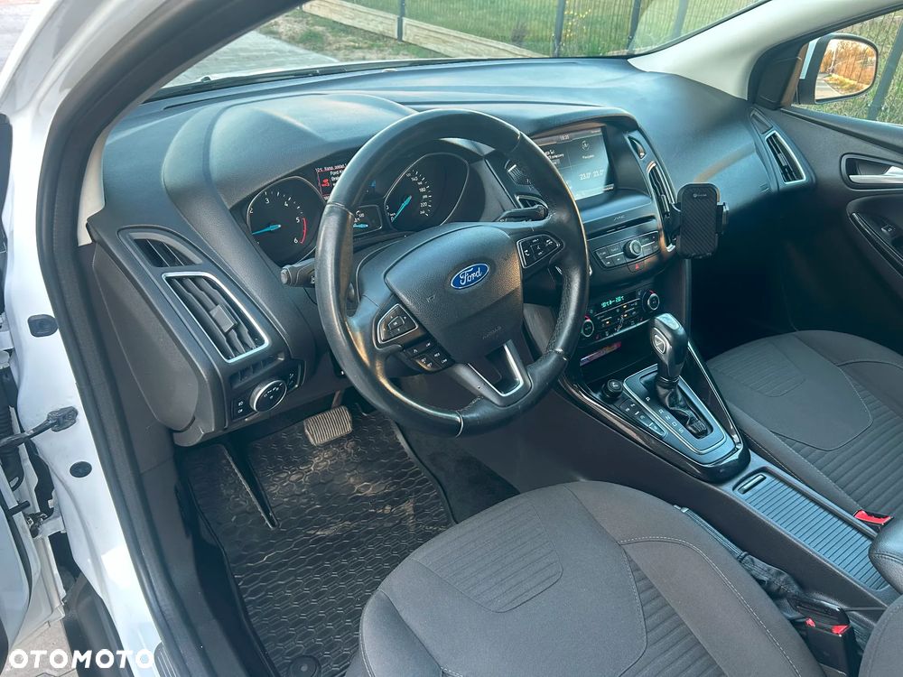 Ford Focus 1.5 TDCi DPF Start-Stopp-System Titanium - 19