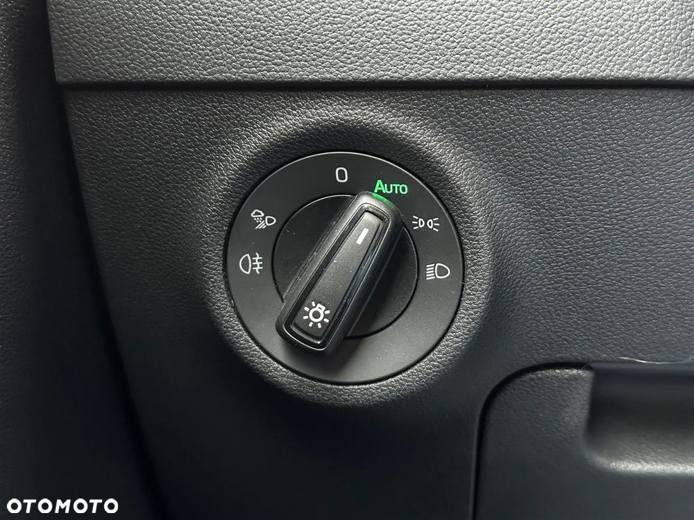 Skoda Karoq 1.5 TSI ACT Sportline DSG - 16