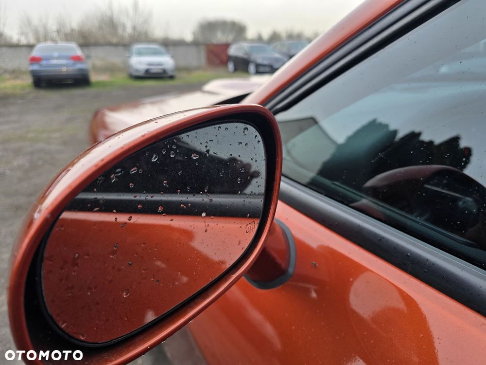 Dodge Challenger - 10