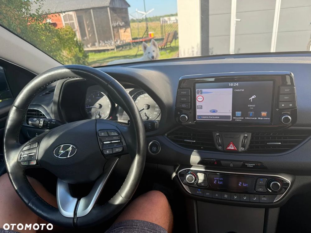 Hyundai i30 1.4 T-GDI Premiere Luxury DCT - 23