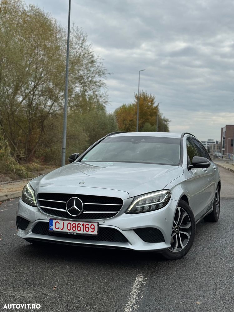 Mercedes-Benz C 220 d T 9G-TRONIC Avantgarde - 2