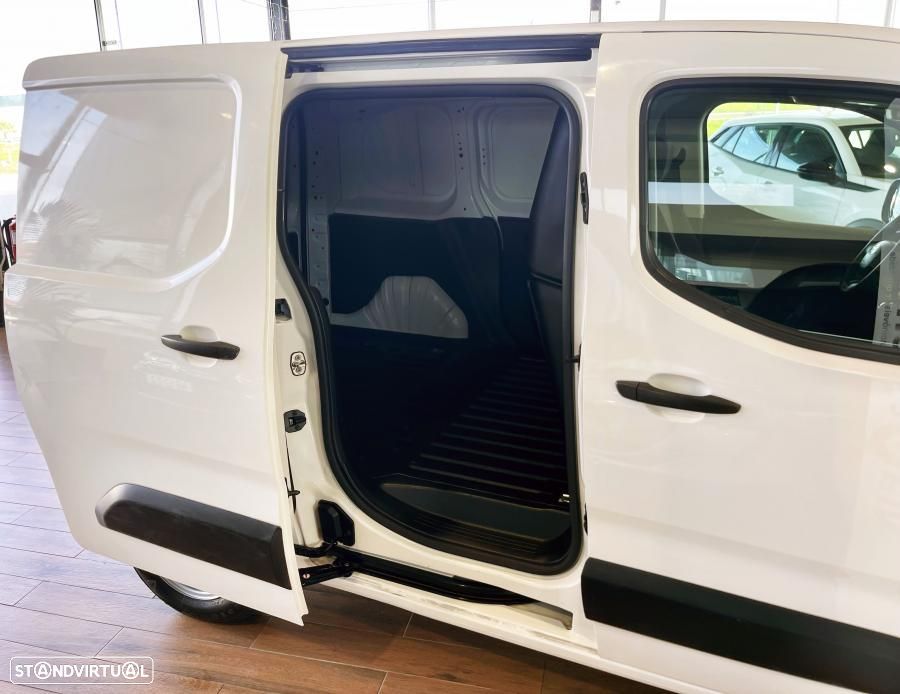 Toyota Proace City 1.5D L1 Comfort 3 Lugares c/IVA DEDUTÍVEL - 6