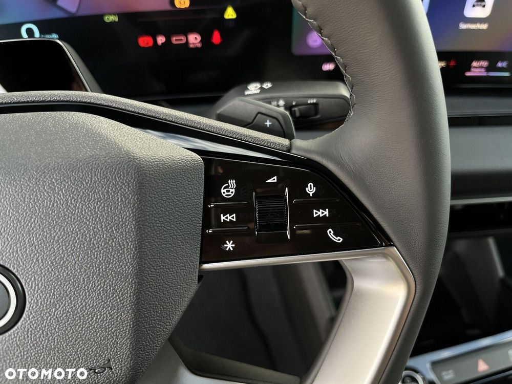 Audi Q6 e-tron - 29