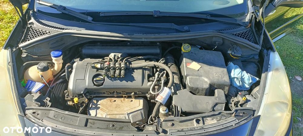Peugeot 207 1.6 VTi Outdoor - 13