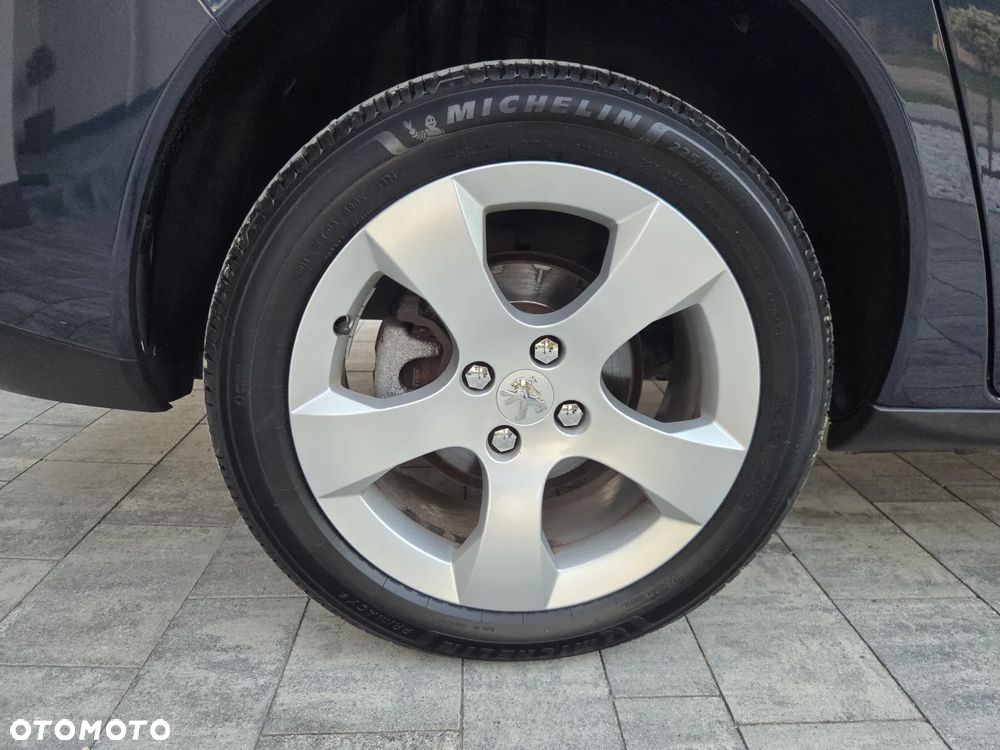Peugeot 3008 HDi 115 Allure - 8