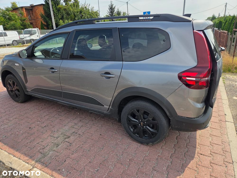 Dacia Jogger TCe 110 (7-Sitzer) Essential - 9