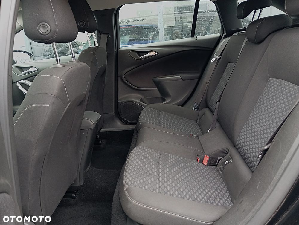Opel Astra 1.2 Turbo Business Edition - 14