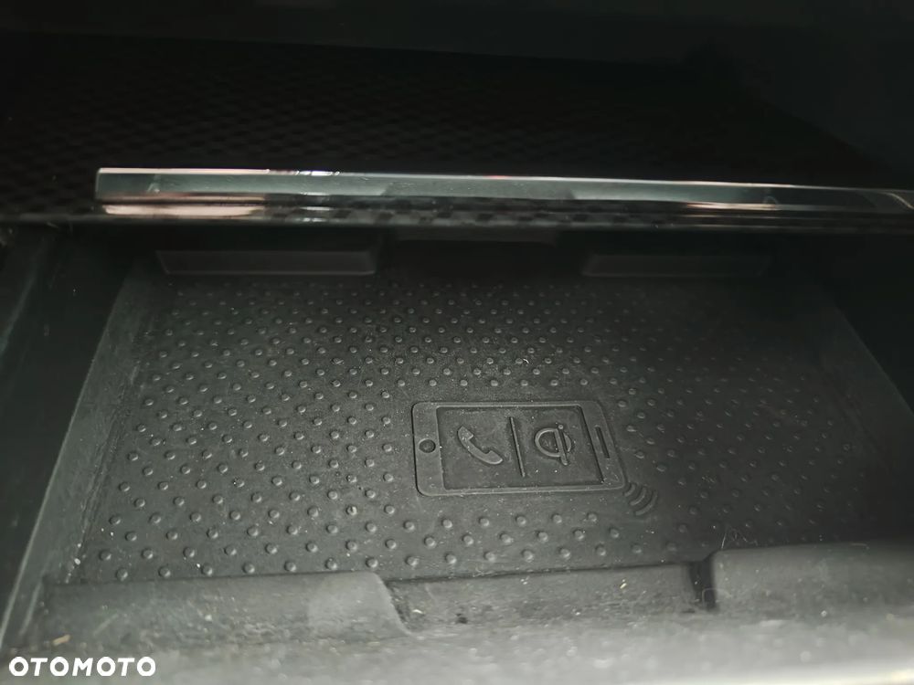 Skoda Octavia 2.0 TDI DSG RS - 14