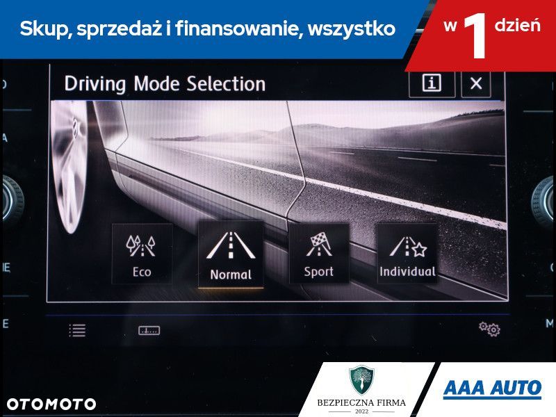 Volkswagen T-Roc - 18