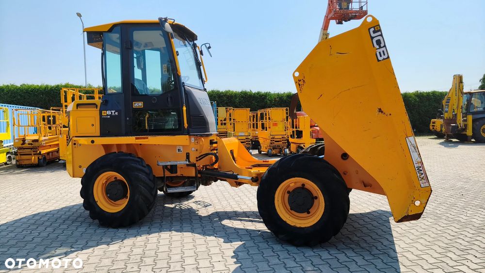 JCB 6 FT - 23