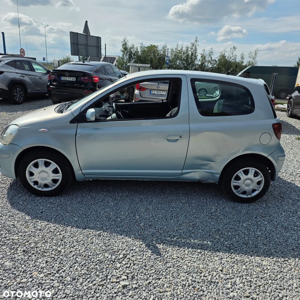 Toyota Yaris - 6