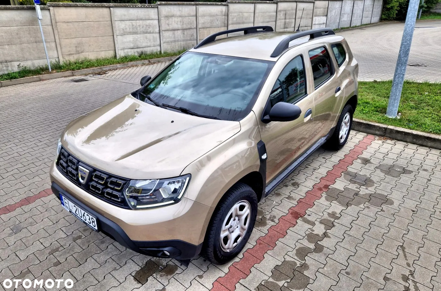 Dacia Duster 1.3 TCe FAP Essential - 4