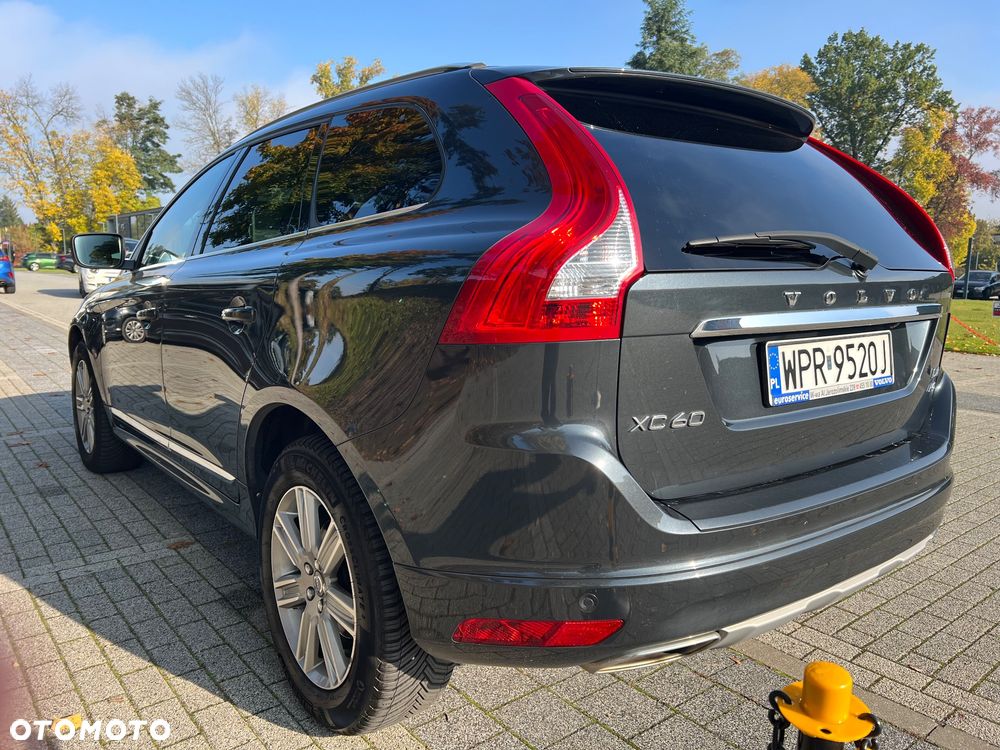 Volvo XC 60 D4 AWD Summum - 10