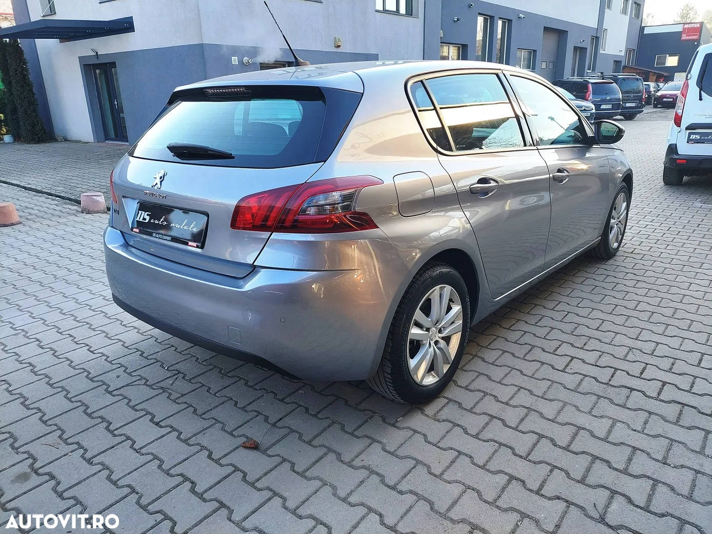 Peugeot 308 1.2 L PureTech Turbo S&S Active Aut. - 5