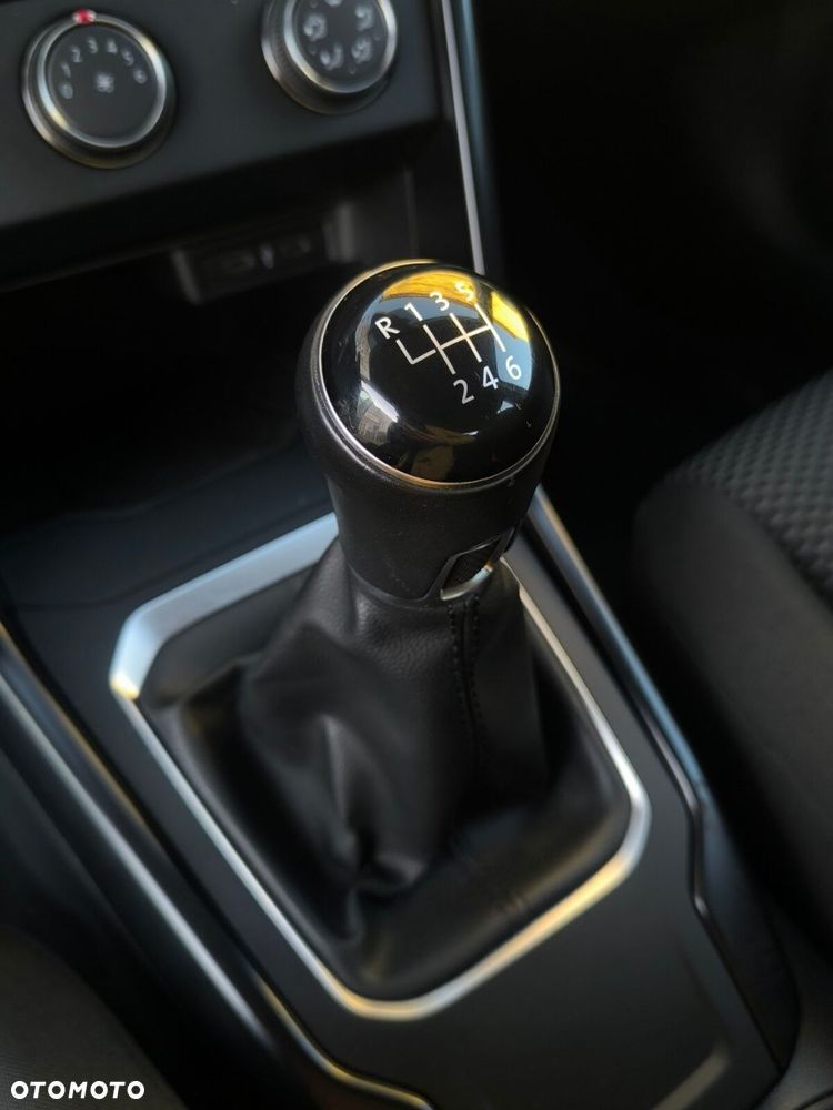 Volkswagen T-Roc 1.0 TSI Active - 19