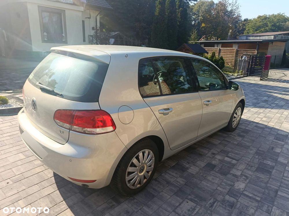 Volkswagen Golf 2009 photo 2